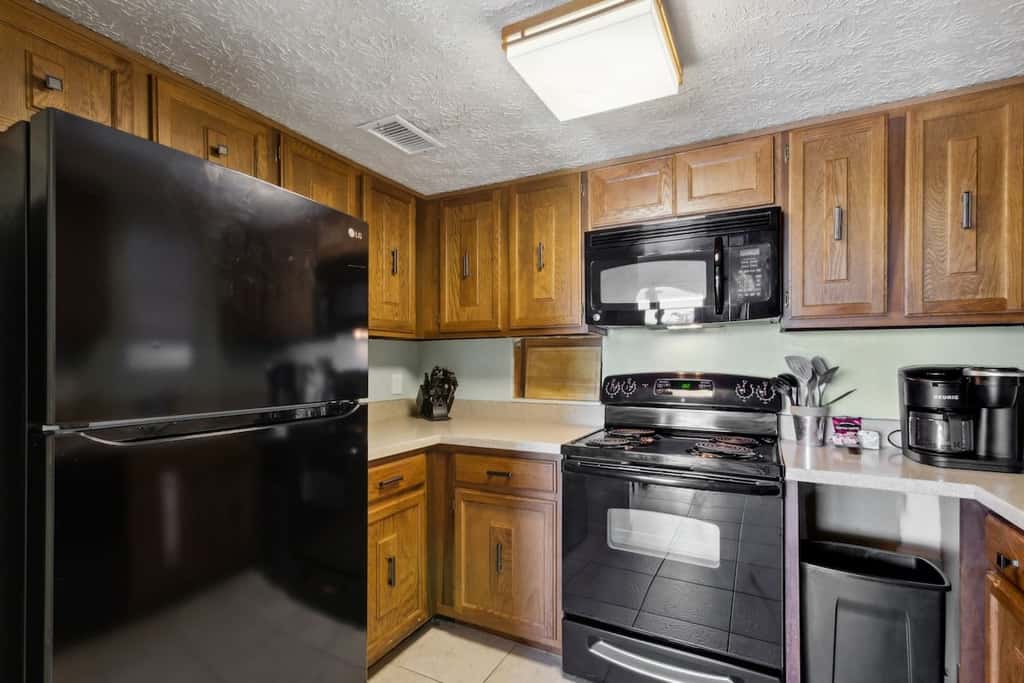 Lighthouse Landing · New Listing - 3BR Condo w/ Pool | Walk to B