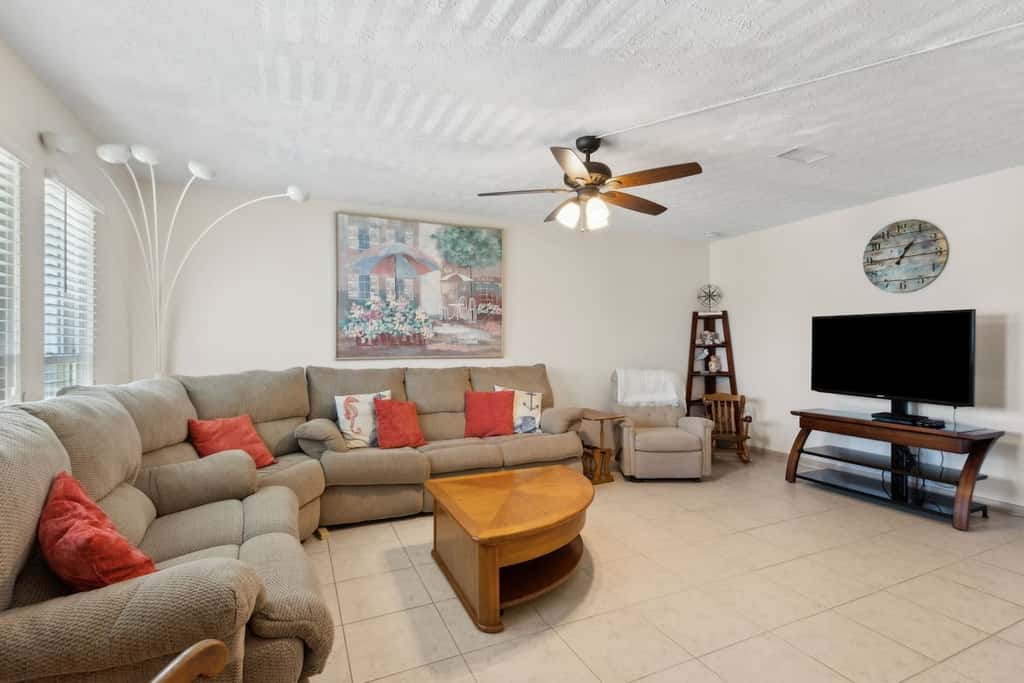Lighthouse Landing · New Listing - 3BR Condo w/ Pool | Walk to B