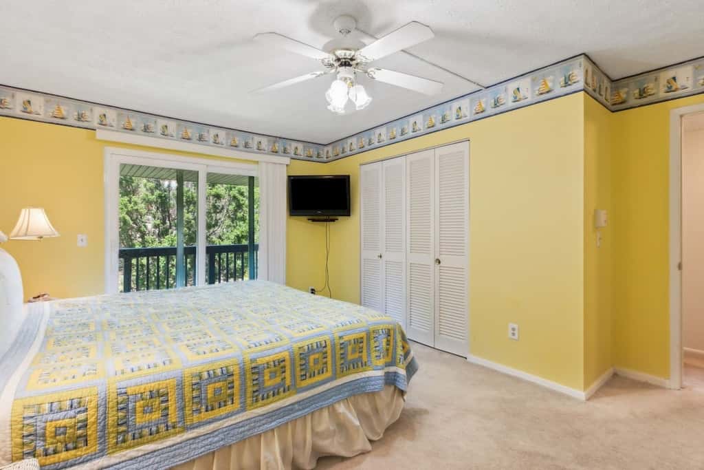 Lighthouse Landing · New Listing - 3BR Condo w/ Pool | Walk to B
