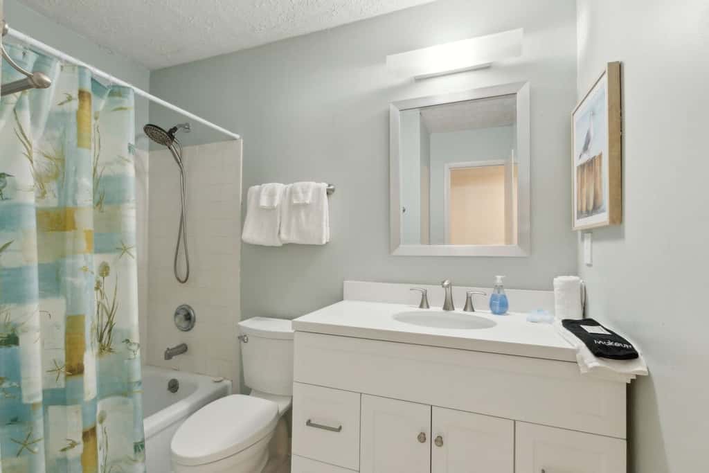 Lighthouse Landing · New Listing - 3BR Condo w/ Pool | Walk to B