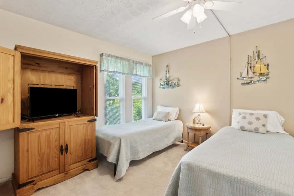 Lighthouse Landing · New Listing - 3BR Condo w/ Pool | Walk to B