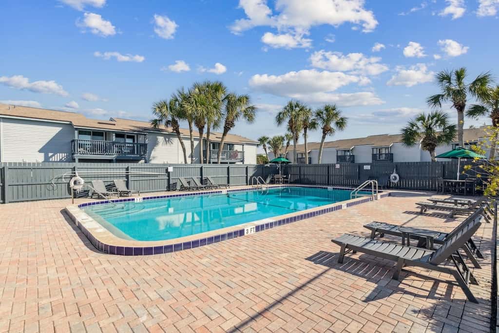 Lighthouse Landing · New Listing - 3BR Condo w/ Pool | Walk to B