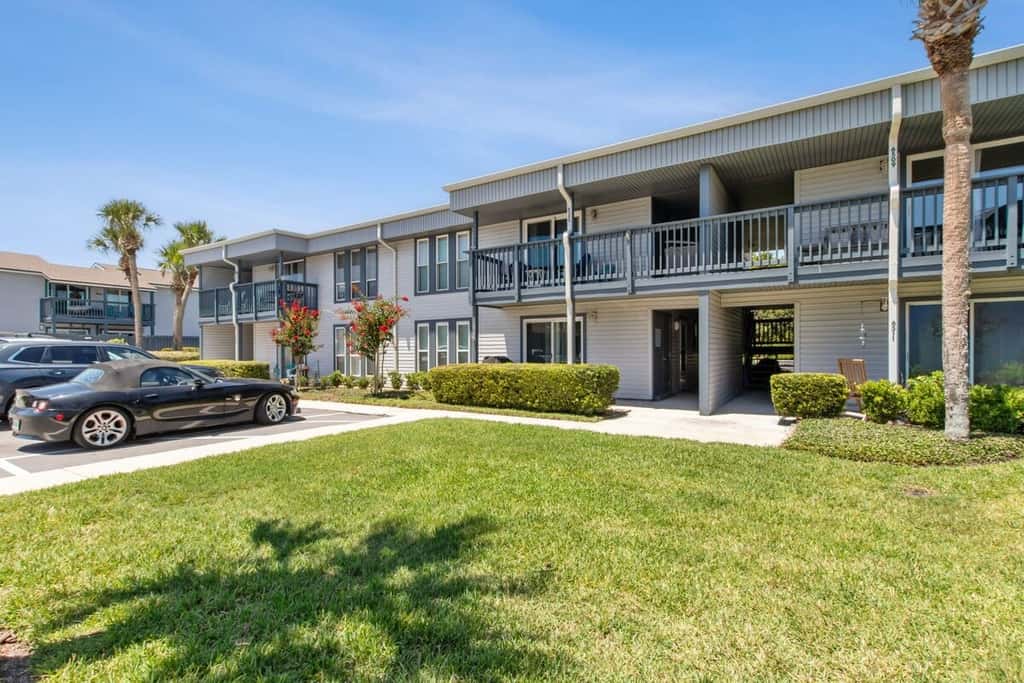 Lighthouse Landing · New Listing - 3BR Condo w/ Pool | Walk to B