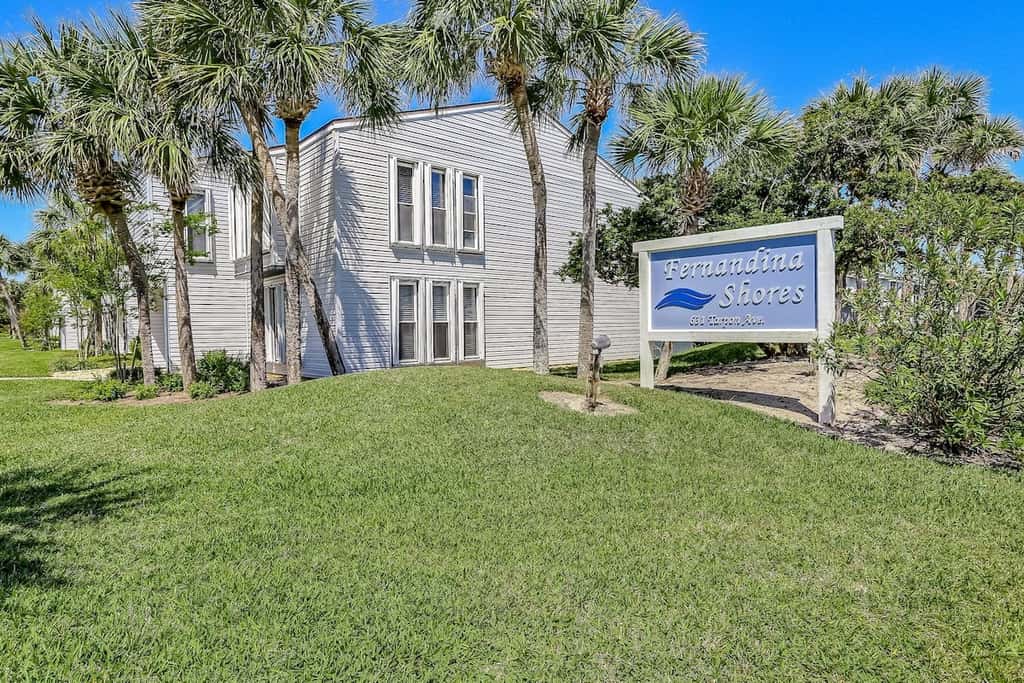 Lighthouse Landing · New Listing - 3BR Condo w/ Pool | Walk to B