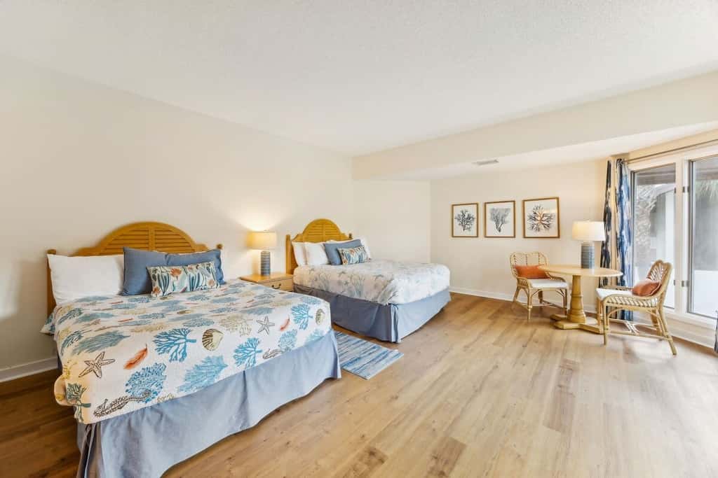 Omni Courtside Escape · Omni Condo • Pool • Walk to Beach