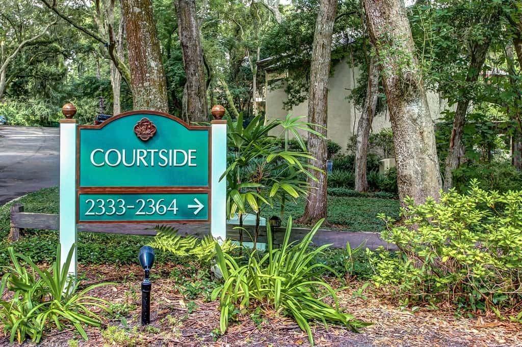 Omni Courtside Escape · Omni Condo • Pool • Walk to Beach