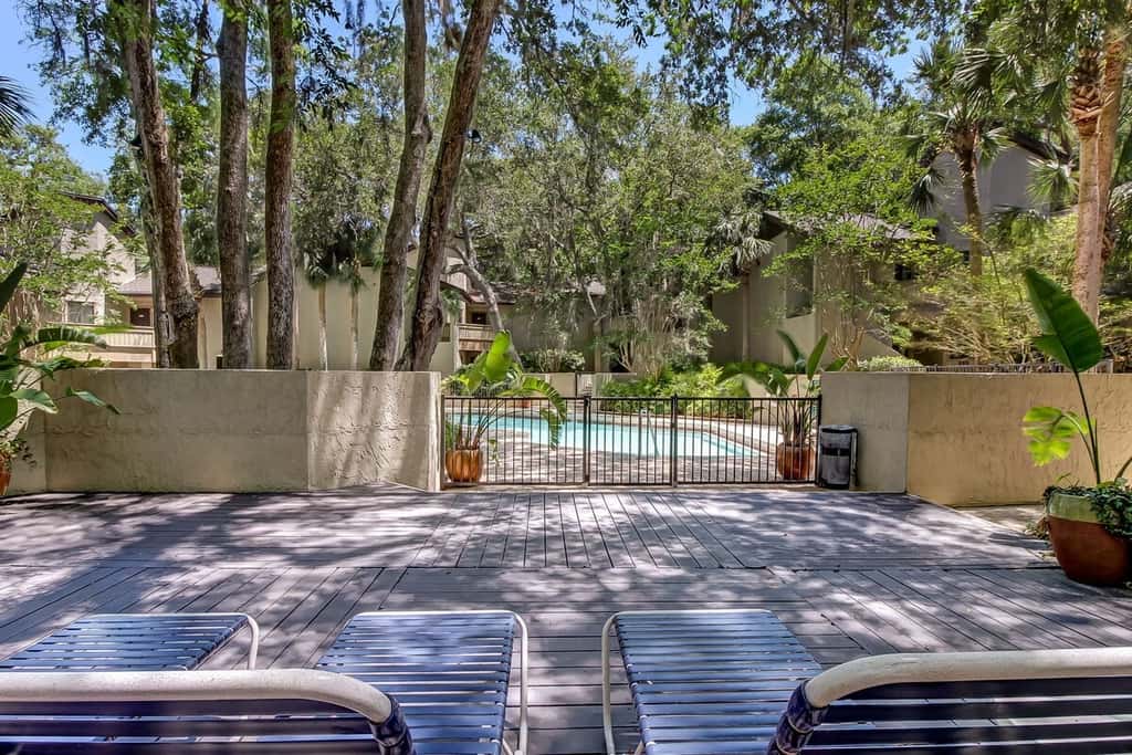 Omni Courtside Escape · Omni Condo • Pool • Walk to Beach