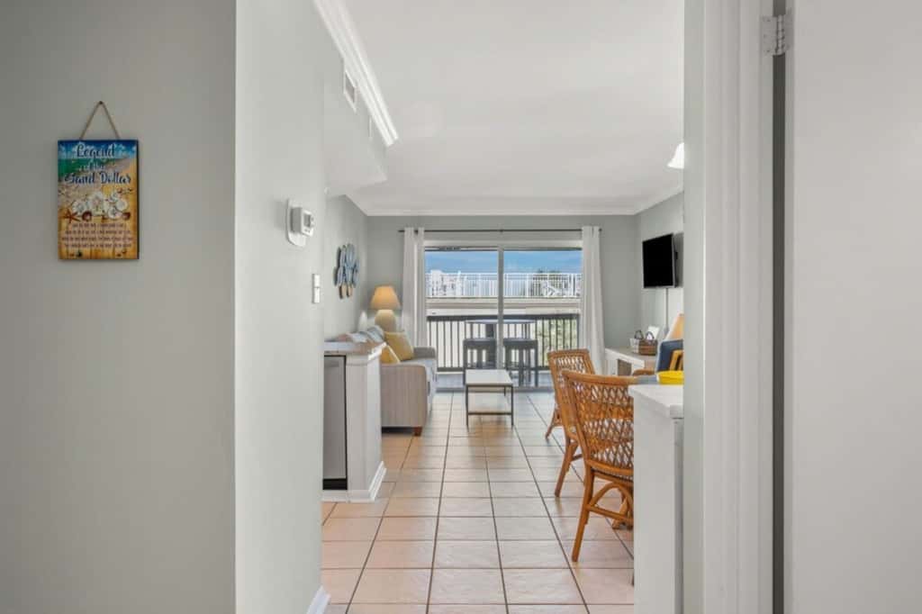 Sand Dollar Seaview Escape · Top Floor • Beach Access • Pool