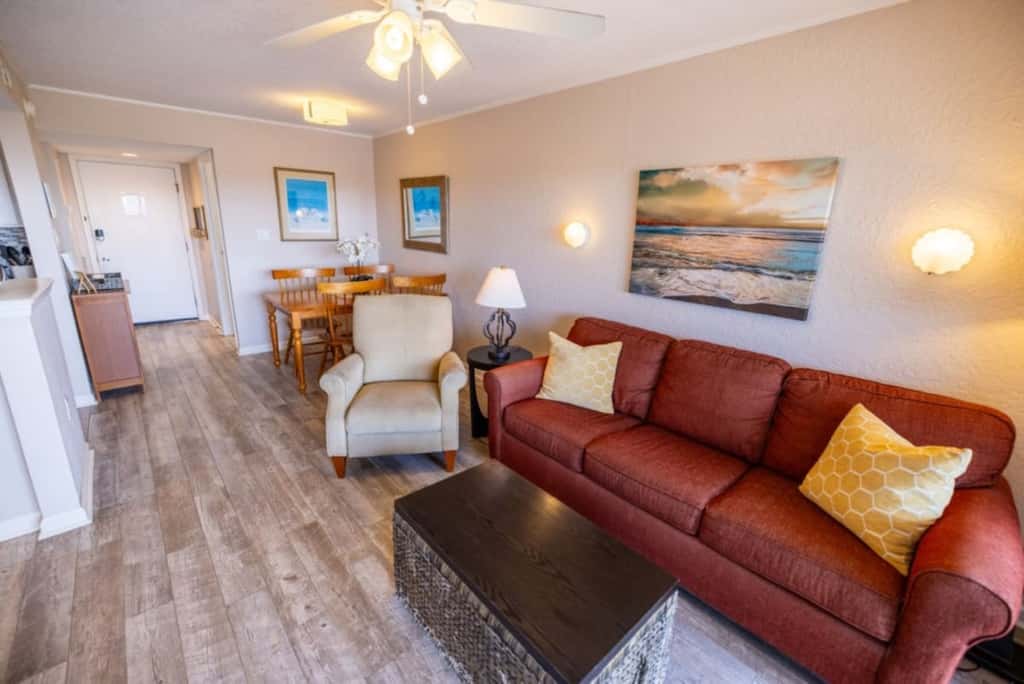 Southern Comfort  · Amelia Island Ocean View + Pool | Top Floor