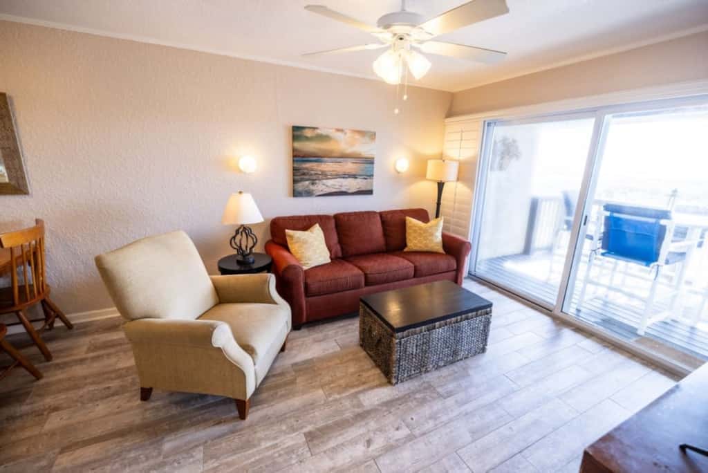 Southern Comfort  · Amelia Island Ocean View + Pool | Top Floor
