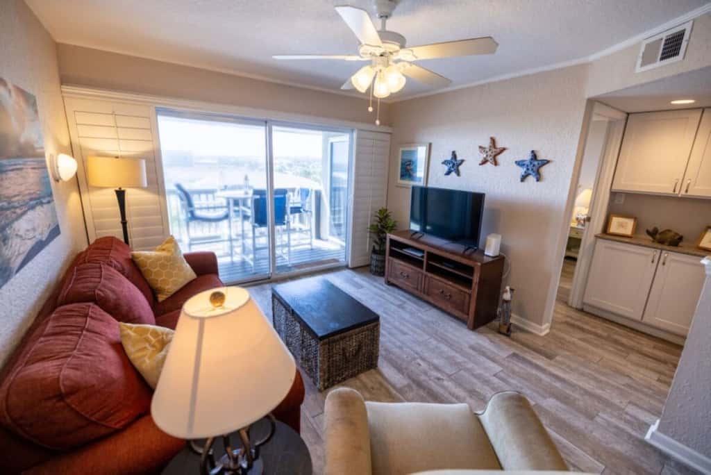Southern Comfort  · Amelia Island Ocean View + Pool | Top Floor