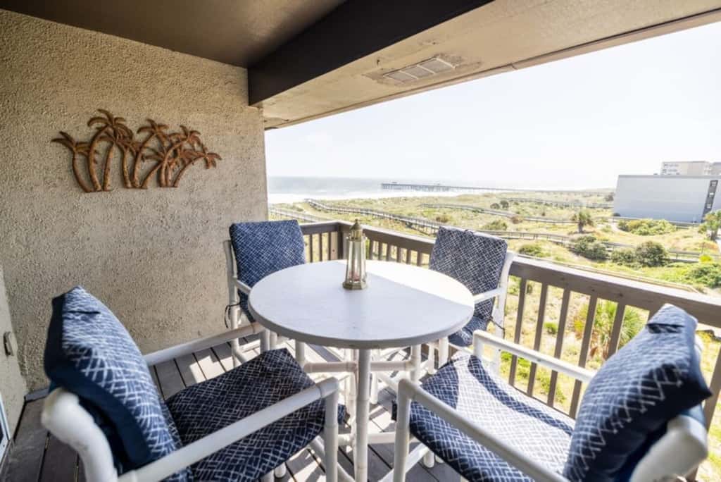 Southern Comfort  · Amelia Island Ocean View + Pool | Top Floor