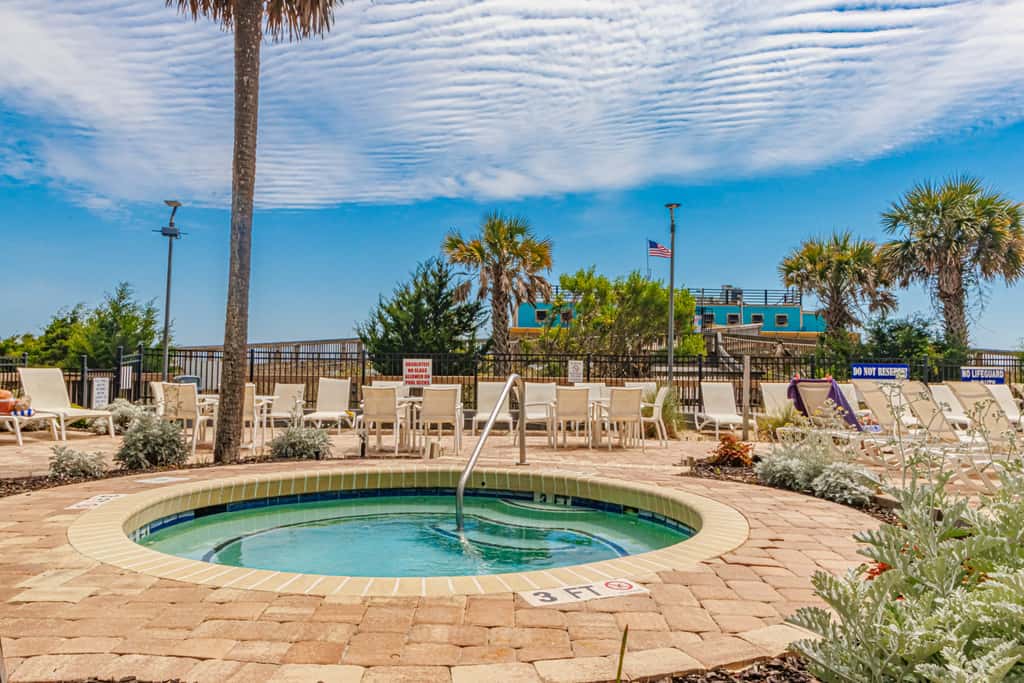 Myrtle Beach Oceanfront Escape at Yachtsman S1004