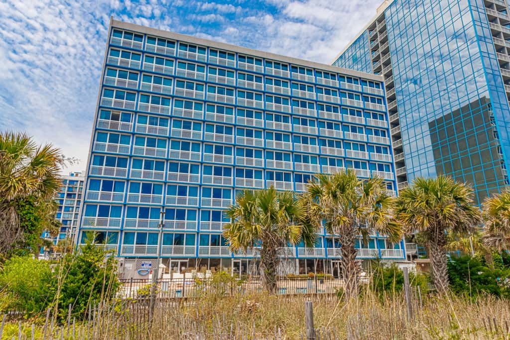 Myrtle Beach Oceanfront Escape at Yachtsman S1004