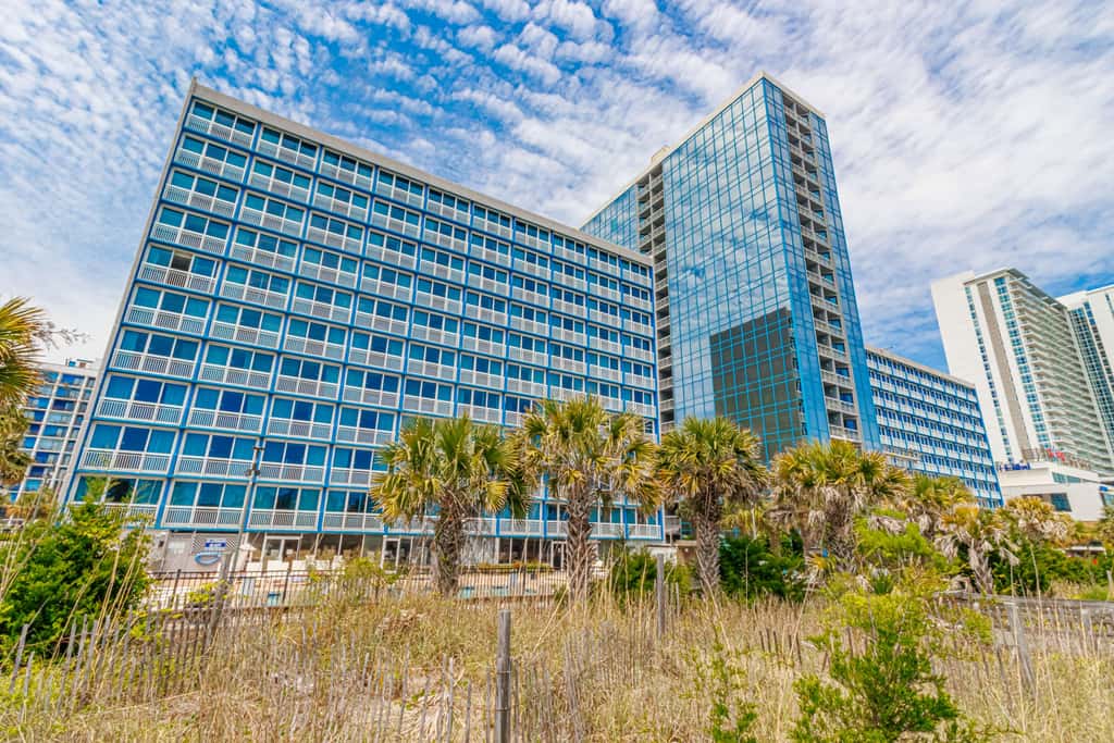 Myrtle Beach Oceanfront Escape at Yachtsman S1004