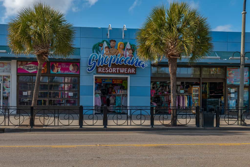 Myrtle Beach Oceanfront Escape at Yachtsman S1004
