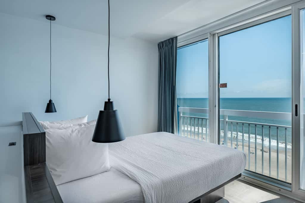 Myrtle Beach Oceanfront Escape at Yachtsman S1004