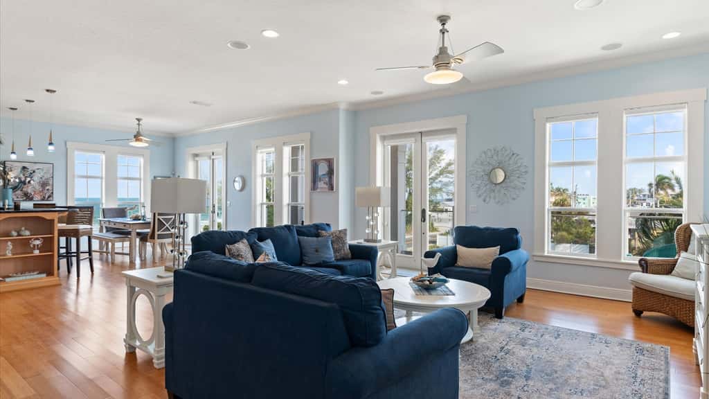 3rd Floor OceanView Condo Steps to Beach - Shared Pool & Putting Green - On-Site Parking