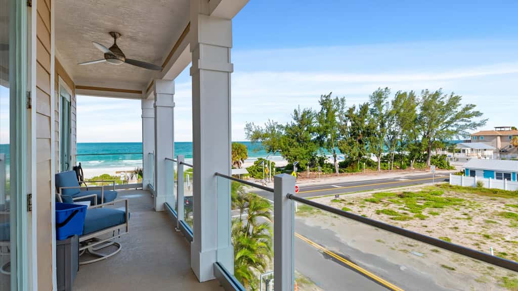 3rd Floor OceanView Condo Steps to Beach - Shared Pool & Putting Green - On-Site Parking