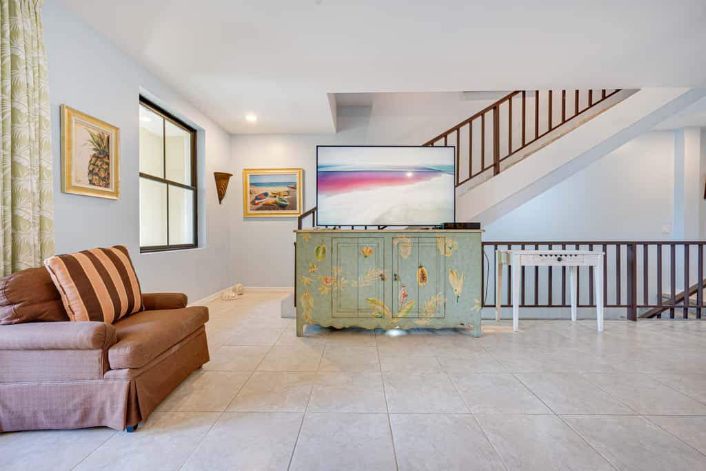 Pacifico Townhome w/ 4 Resort Pools & Beach Club!