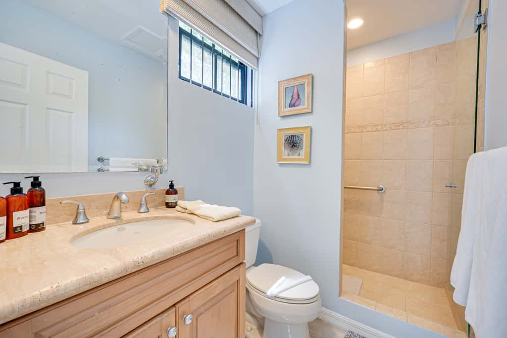 Pacifico Townhome w/ 4 Resort Pools & Beach Club!