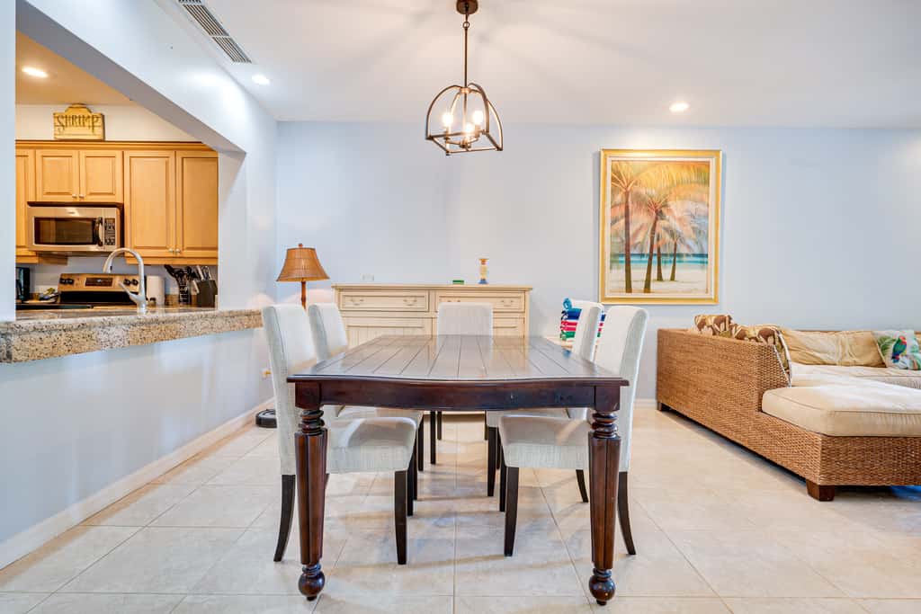 Pacifico Townhome w/ 4 Resort Pools & Beach Club!