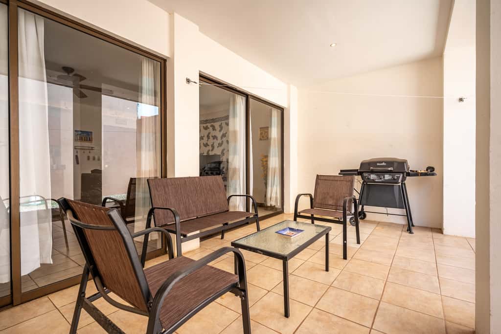 3 Mi to Tamarindo & Beach: Cozy 2BR Home