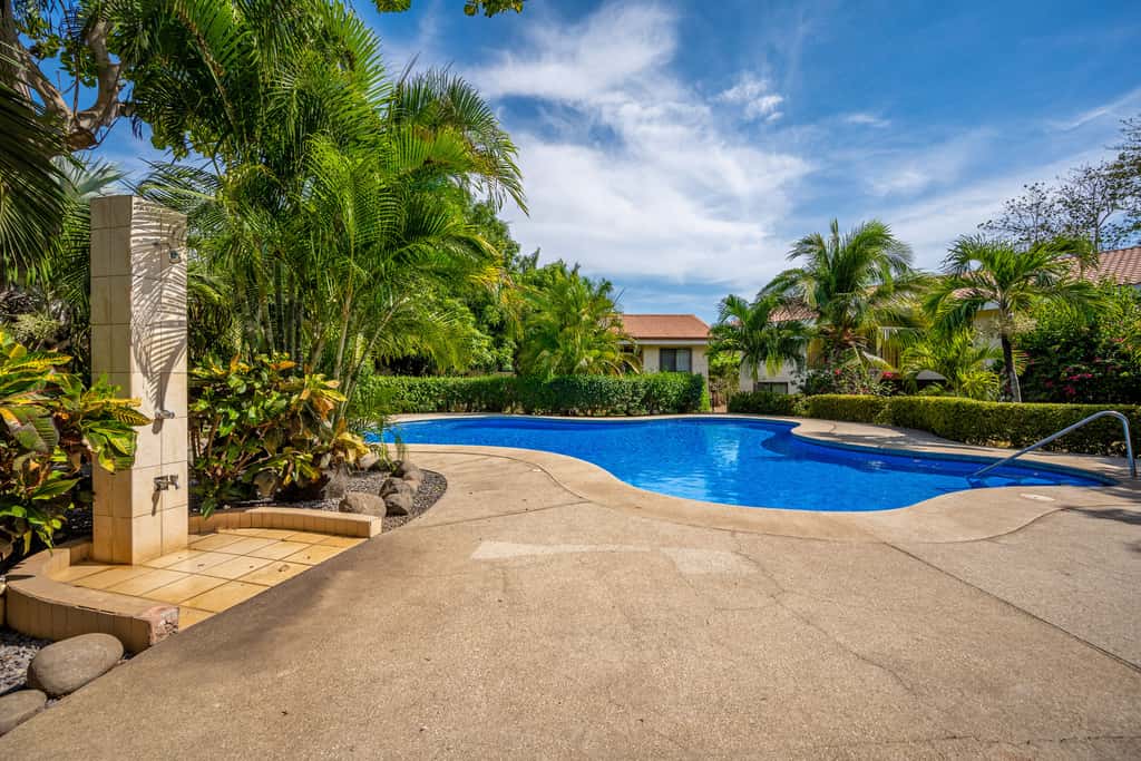 Walk to Playa Ocotal! 2BR Condo w/ Pool