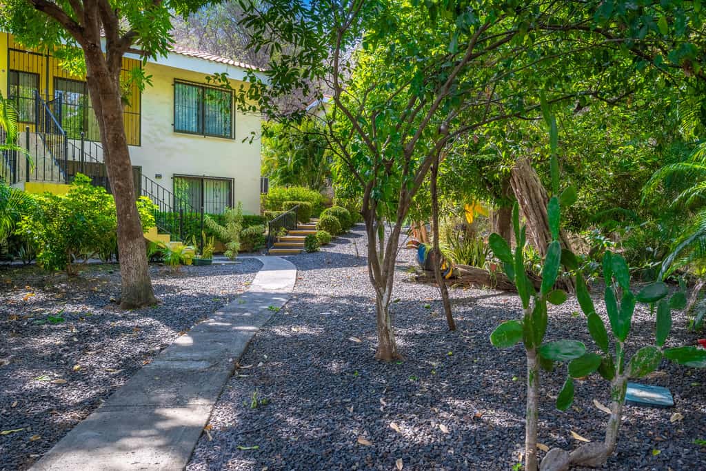 Walk to Playa Ocotal! 2BR Condo w/ Pool