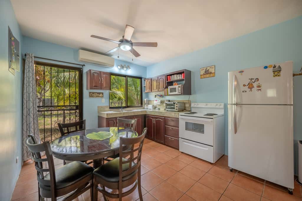 Walk to Playa Ocotal! 2BR Condo w/ Pool