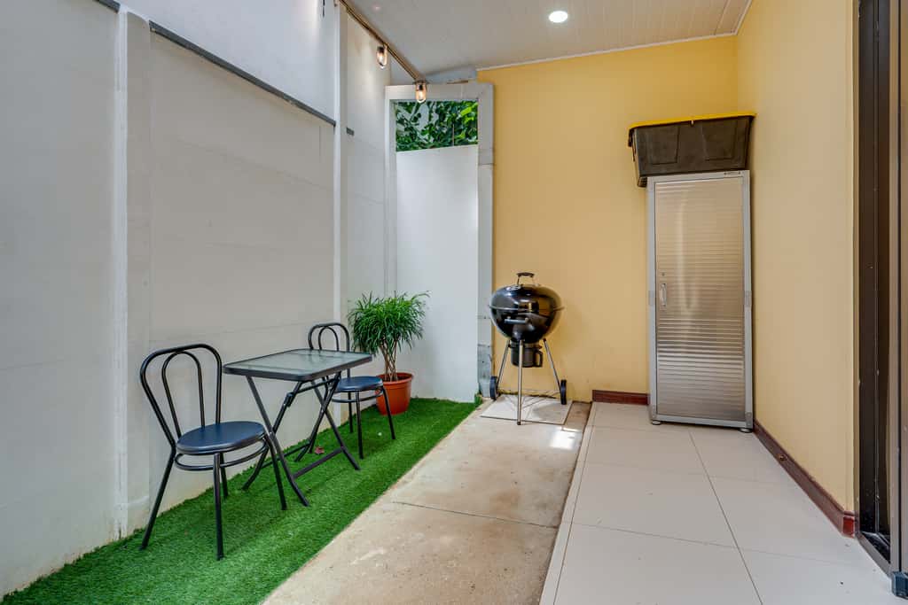 Family Retreat w/ Pool Access: Walk to Beach!