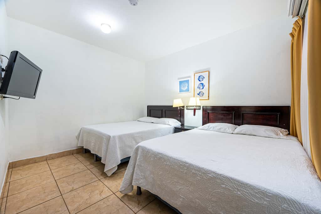 Near Beach! Playas del Coco Condo w/ Pool