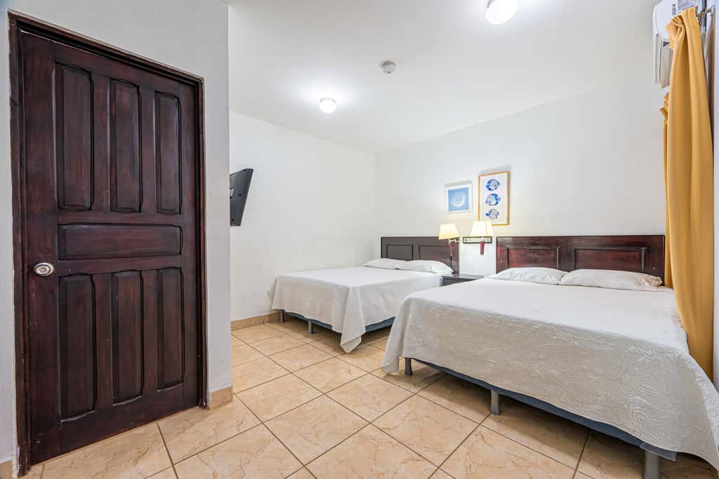 Near Beach! Playas del Coco Condo w/ Pool