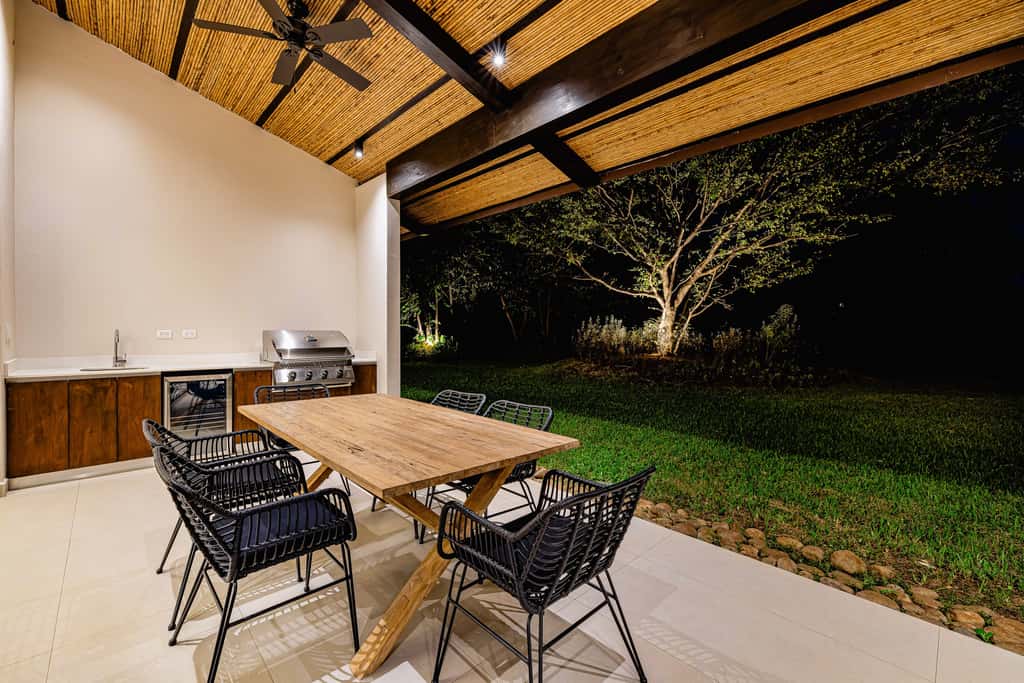 Tamarindo Villa w/ Pool & Beach Club Access