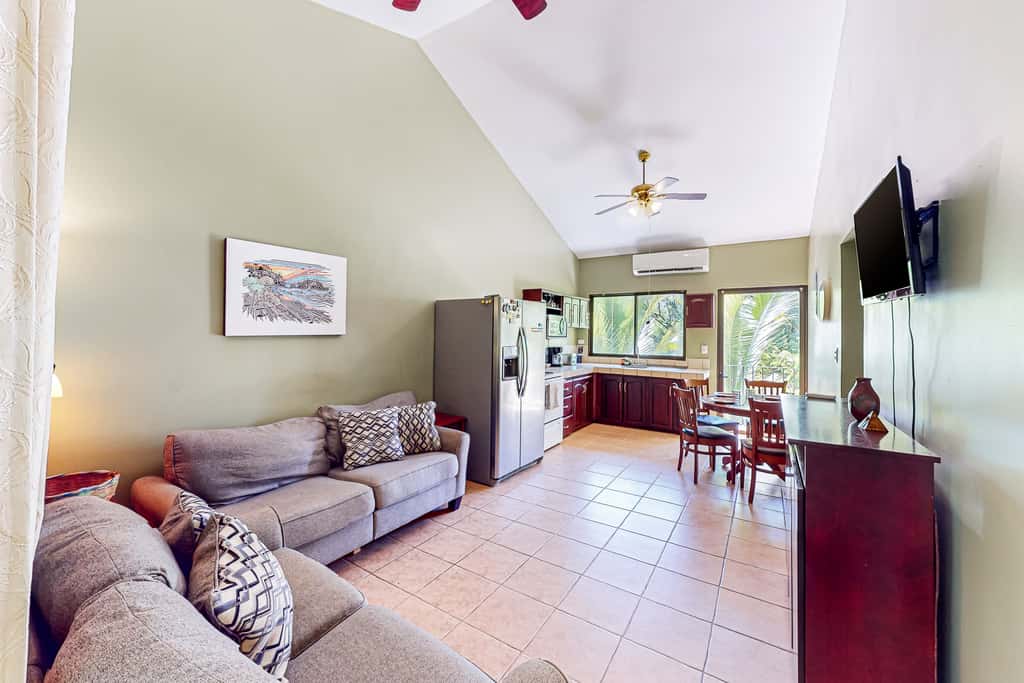 Playa Ocotal Condo w/ Pool: Walk to the Beach!