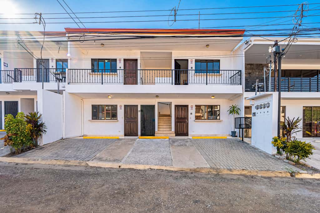 1 Mi to Beach: Playas del Coco Condo w/ Pool