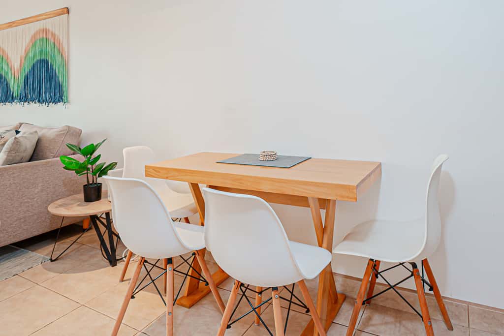 3 Mi to Beach: Modern Santa Cruz 2BR Condo