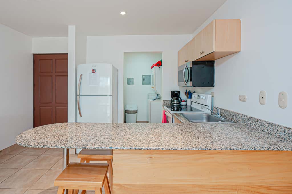 3 Mi to Beach: Modern Santa Cruz 2BR Condo
