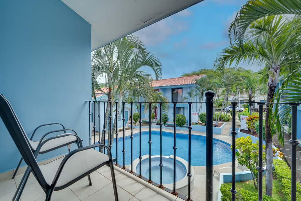 Playas del Coco: Pool & Private Terrace