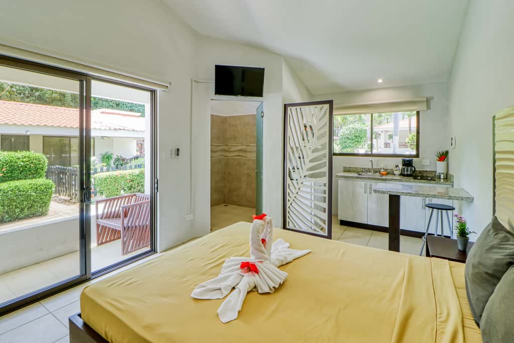 Studio w/ Resort-Style Pool, Walk to Beach!
