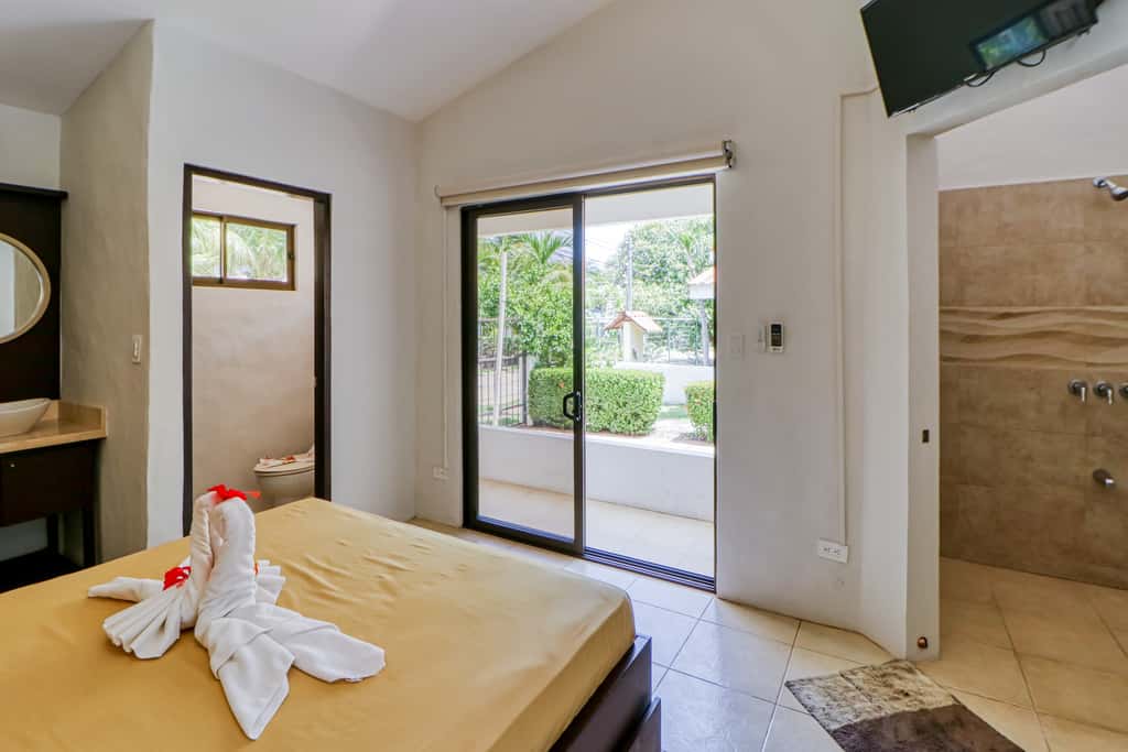 Studio w/ Resort-Style Pool, Walk to Beach!