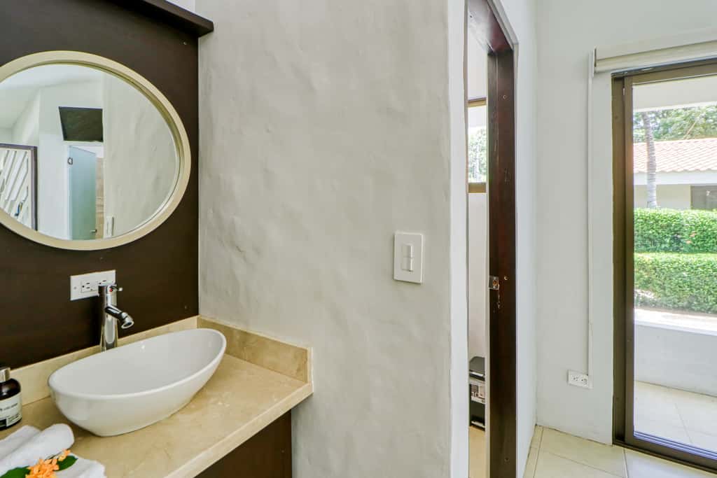 Studio w/ Resort-Style Pool, Walk to Beach!