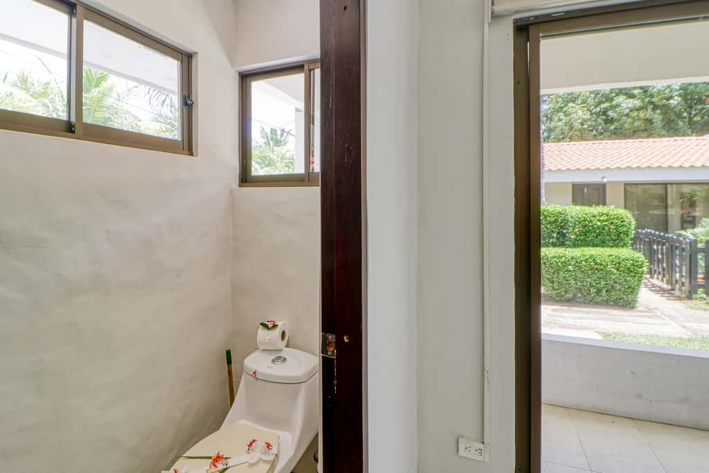 Studio w/ Resort-Style Pool, Walk to Beach!