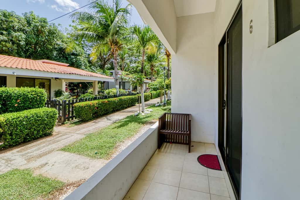 Studio w/ Resort-Style Pool, Walk to Beach!