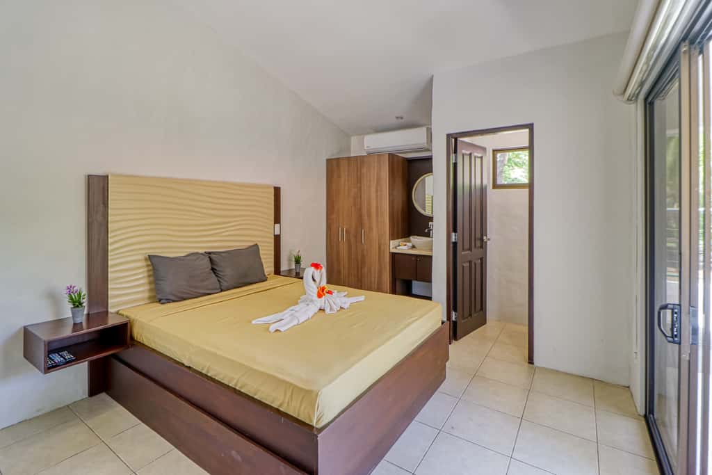 Studio w/ Resort-Style Pool, Walk to Beach!