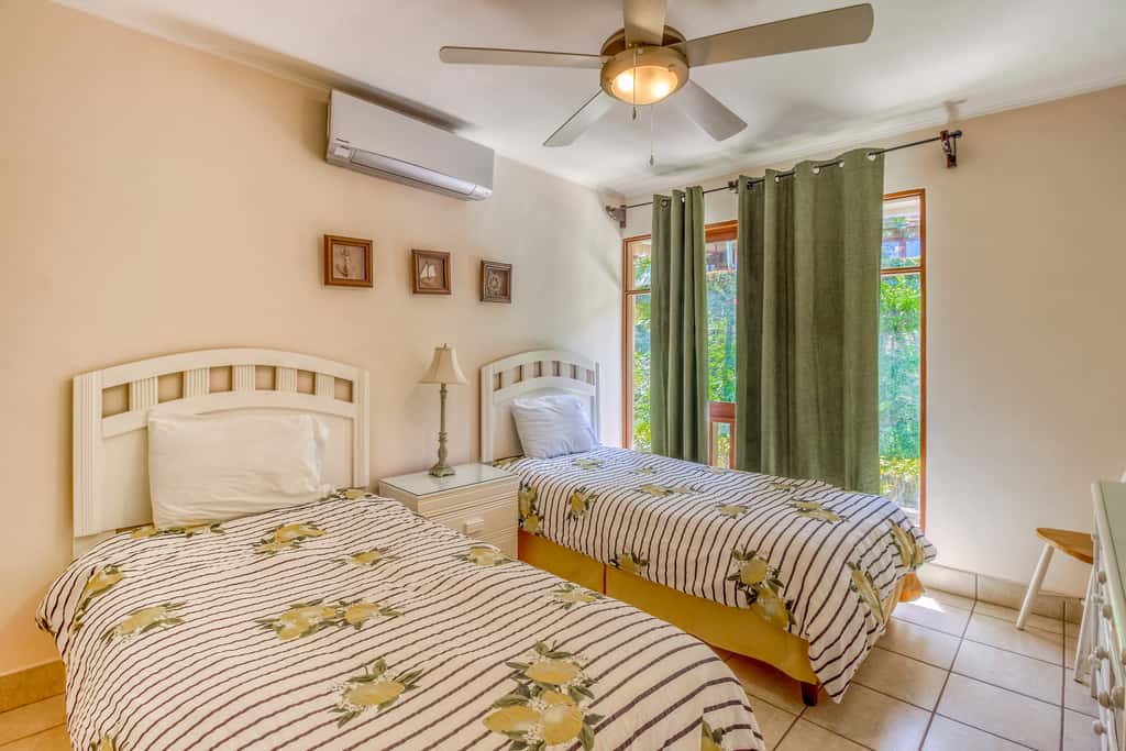 Bahia Pez Vela Resort: Ocean-View Condo