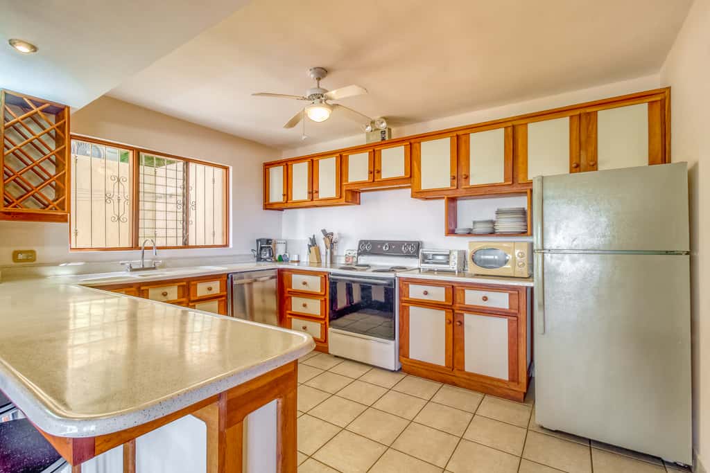 Bahia Pez Vela Resort: Ocean-View Condo