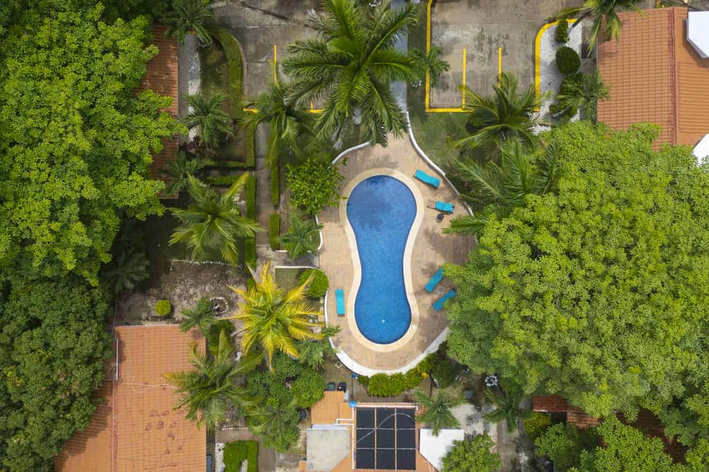 Ground-Floor Studio w/ Pool Access, Walk to Beach!