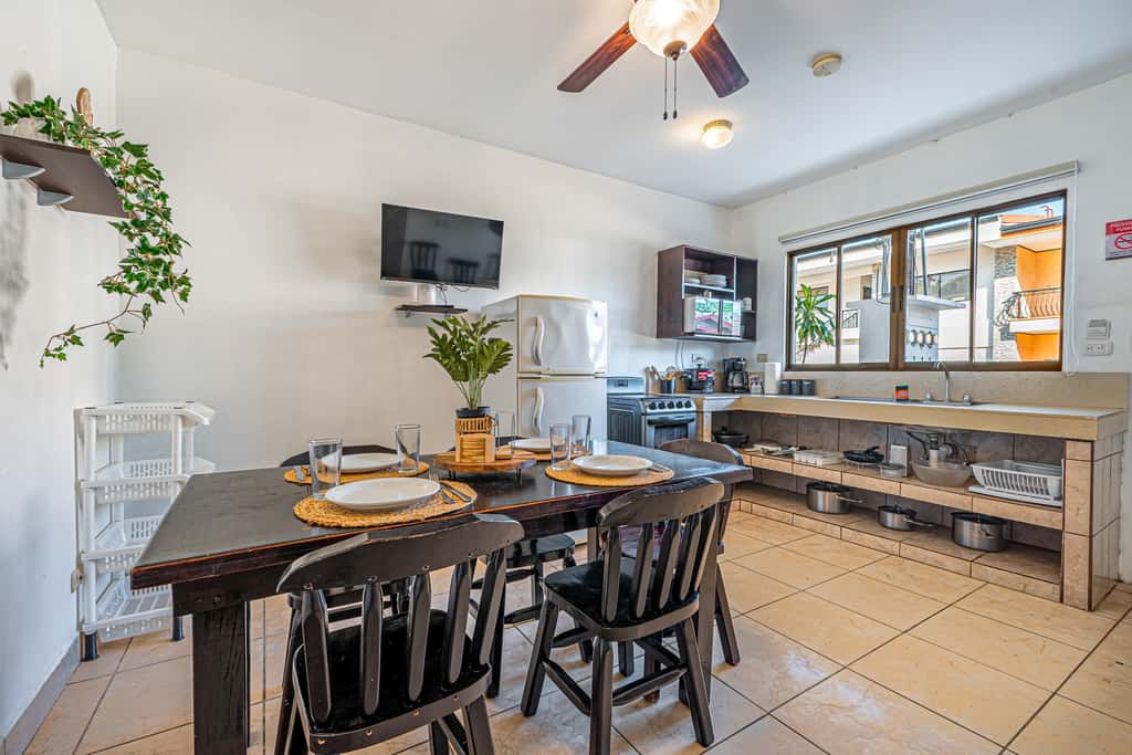 Near Beach! Playas del Coco Condo w/ Pool