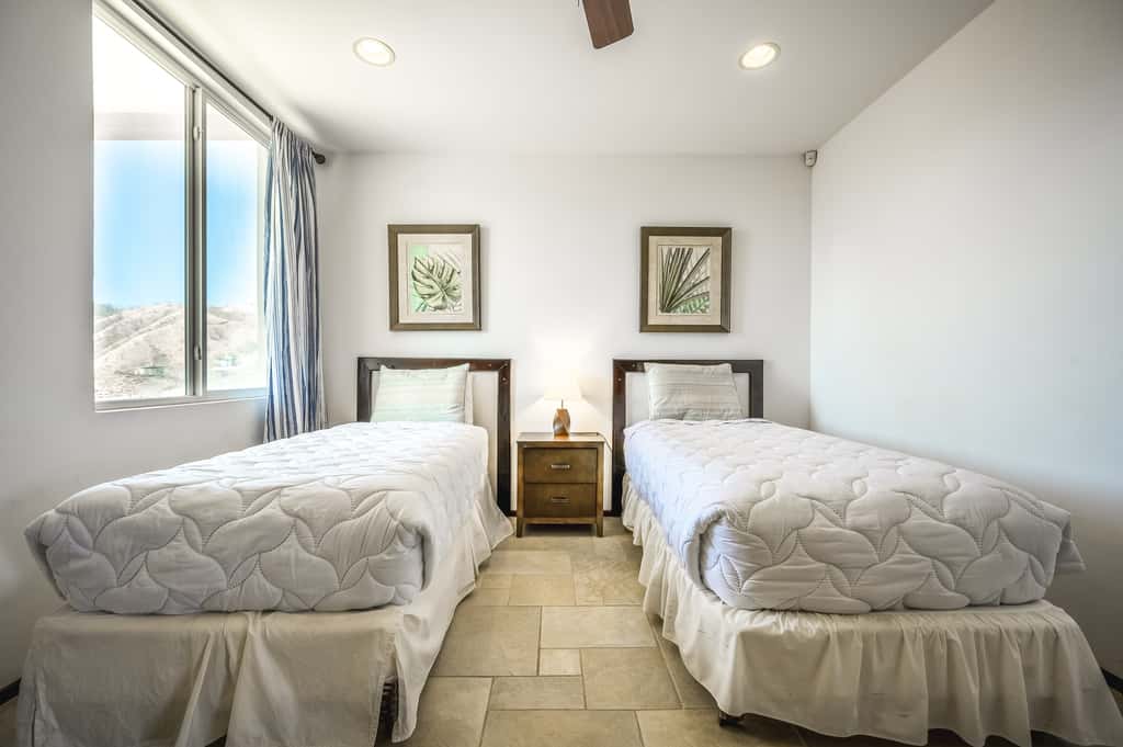Relaxing 3BR Ocean-View Condo | 2 Balconies